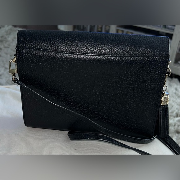 Metro City Crossbody Satchel Bag Black Leather Shoulder Purse Clutch Womens Gift - Picture 2 of 12